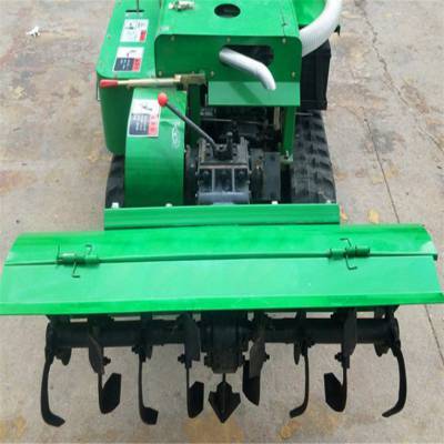 農(nóng)用撒肥機(jī)械 三輪撒肥機(jī)、全自動(dòng)撒糞車(chē)與施肥機(jī)械的現(xiàn)代化應(yīng)用